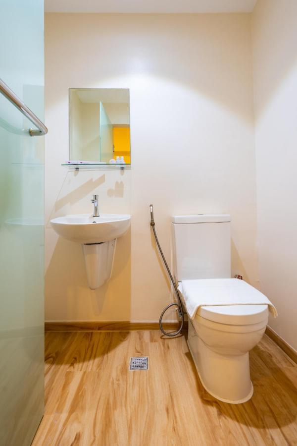 Myspace Hotel Comembo ตากิก ภายนอก รูปภาพ